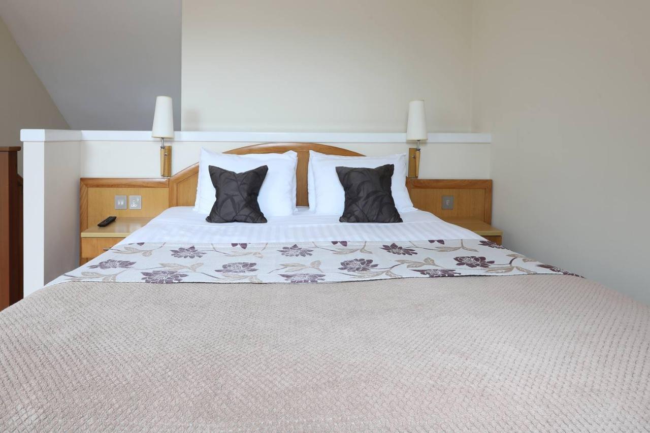 Woodland Bay 3*